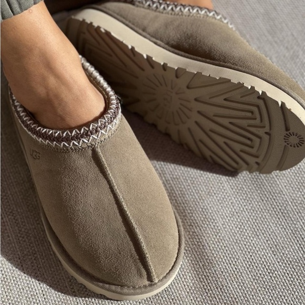 UGG Tasman Slipper Antelope